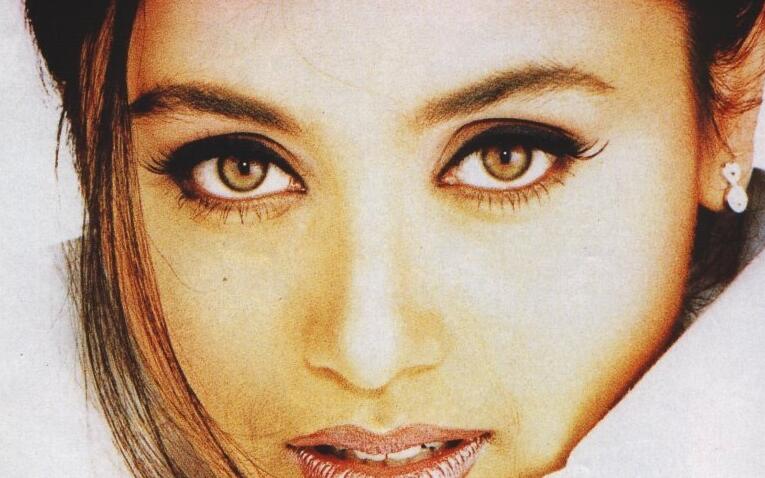  p data-id="gnwj4bzya2">拉妮·玛克赫吉(rani mukherjee),1978年3月