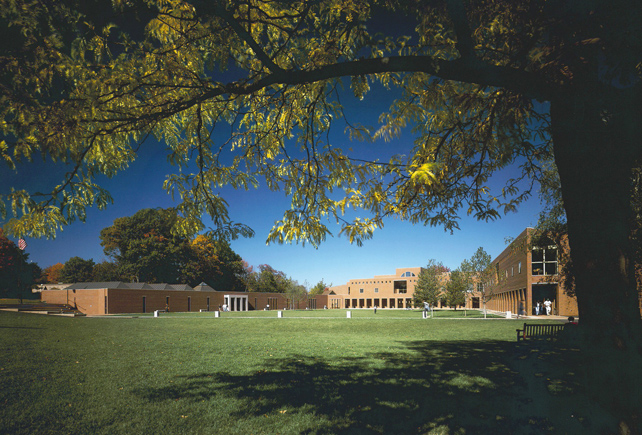  p>哈特福德大学始于1877年,是一所综合性的私立大学.