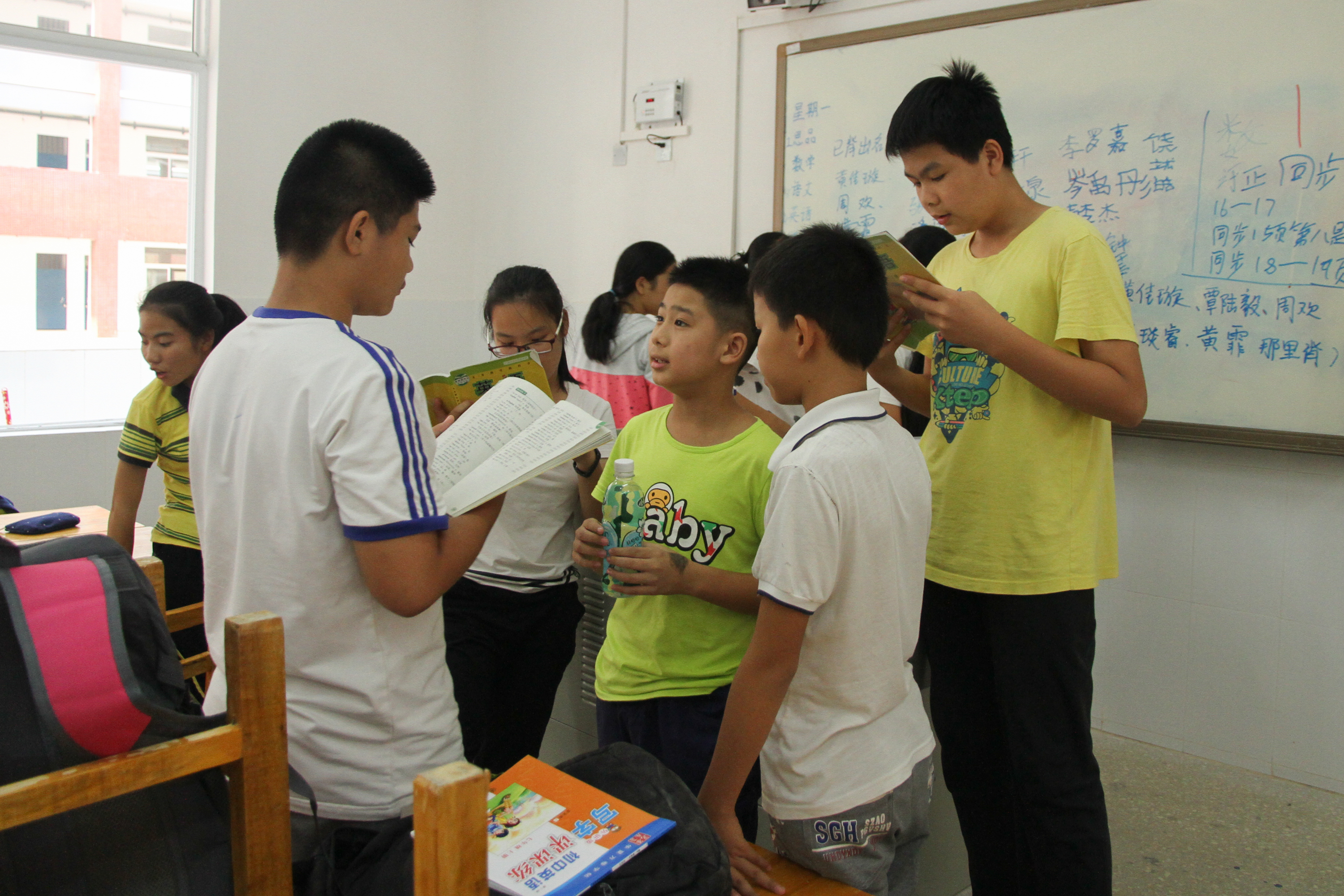 柳州市德润中学