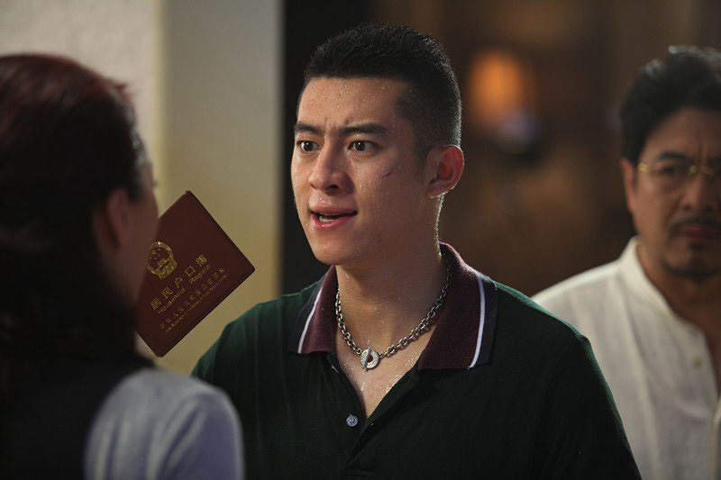 小男人遇上大女人