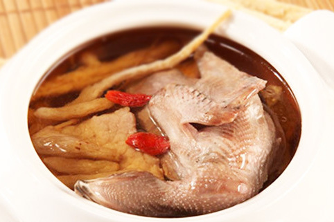 枸杞鸽子煲靓汤