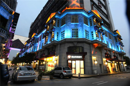  p>佛山洋人街位于佛山市禅城区.