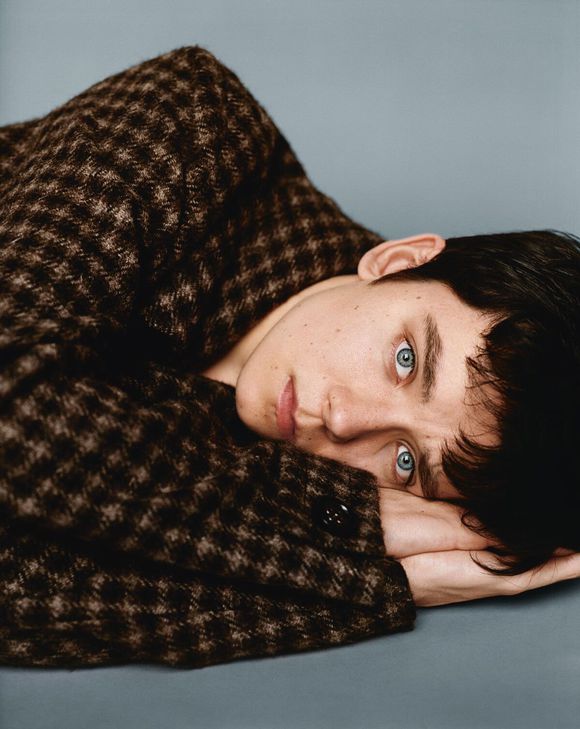 ">阿沙·巴特菲尔德(asa butterfield),1997年4月1日出生于英国伦敦 a