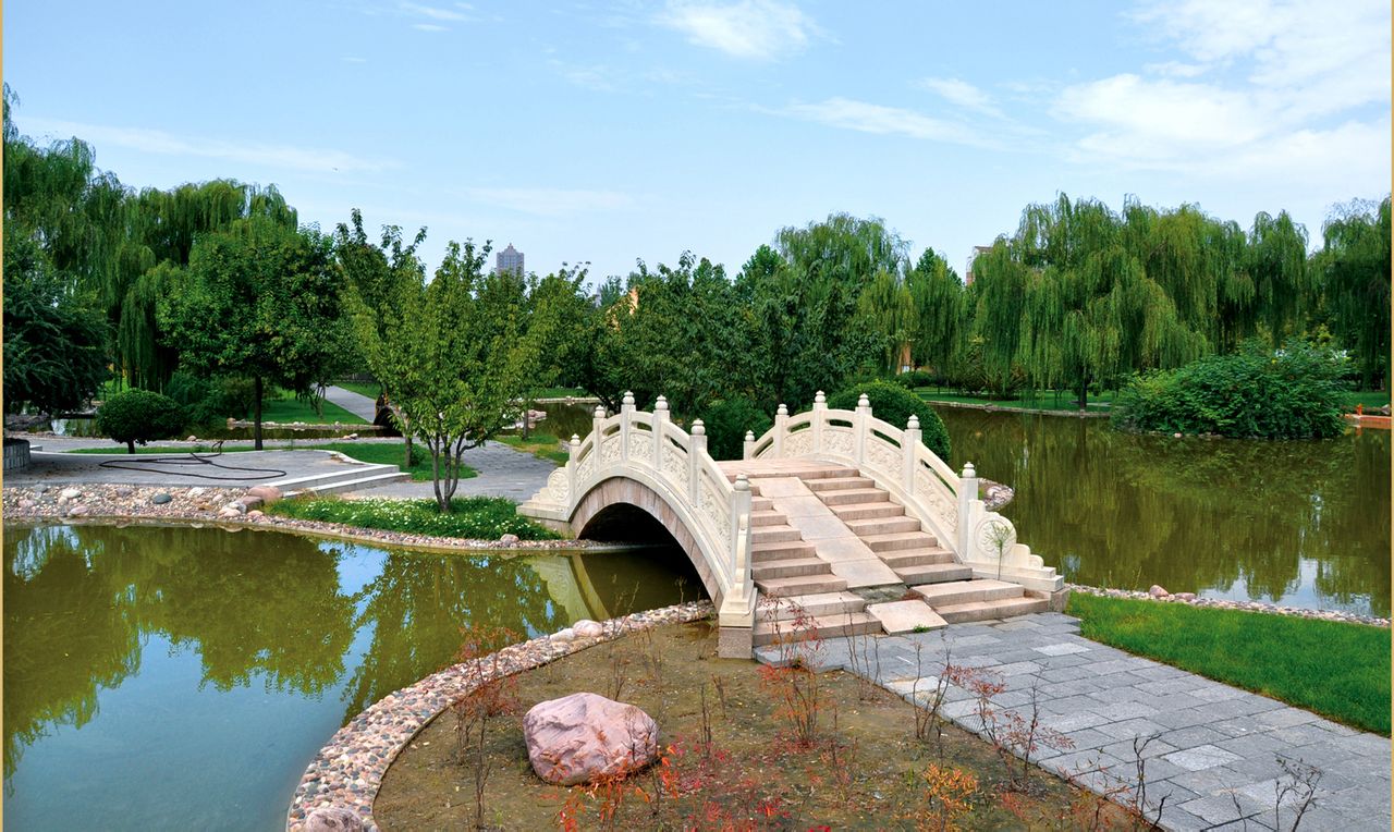  p data-id="gnwwsl39um">郑州世纪欢乐园由郑州世纪公园发展有限公司