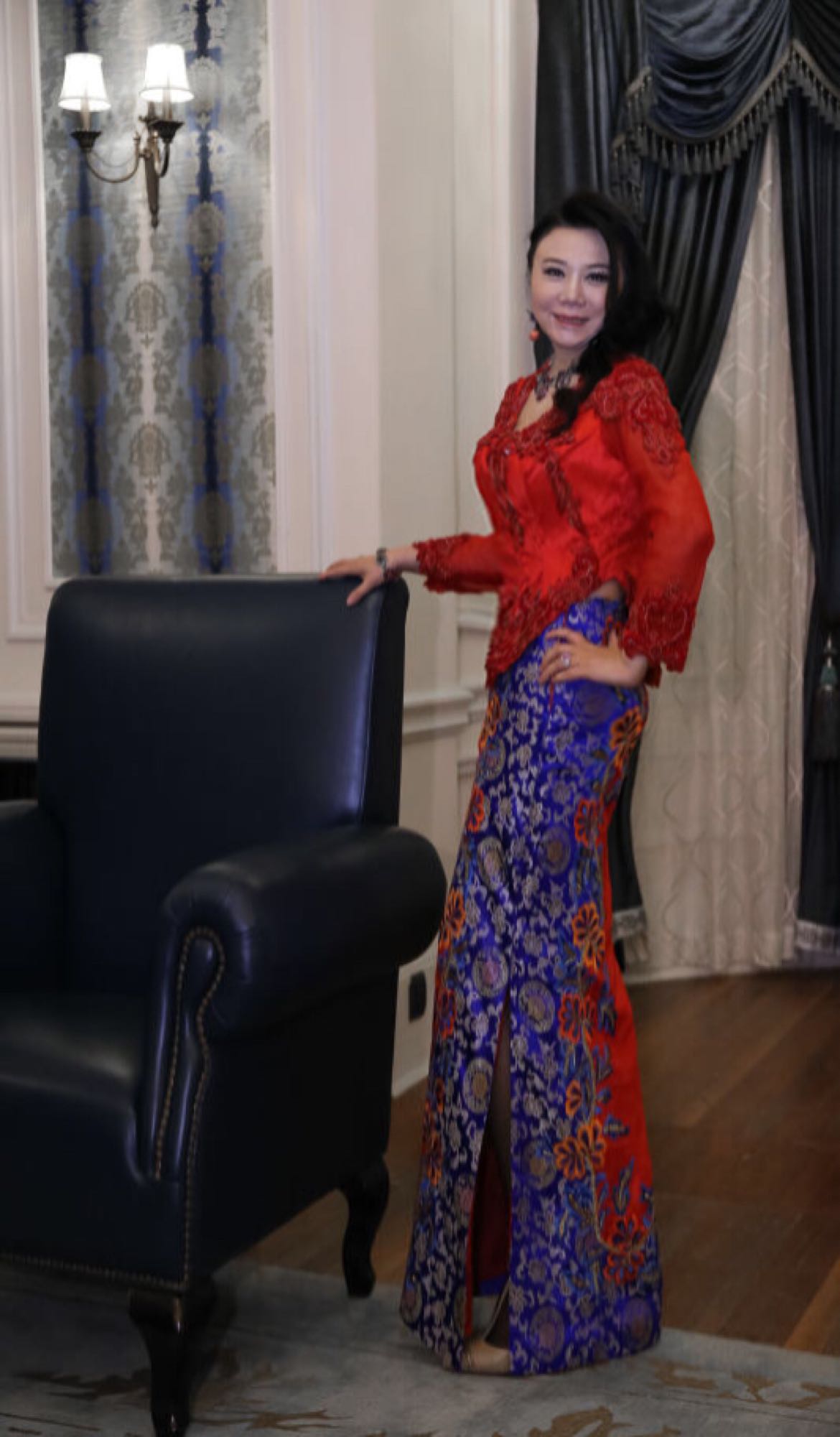 集团董事长, a target="_blank" href="/item/上海交通大学/131671"