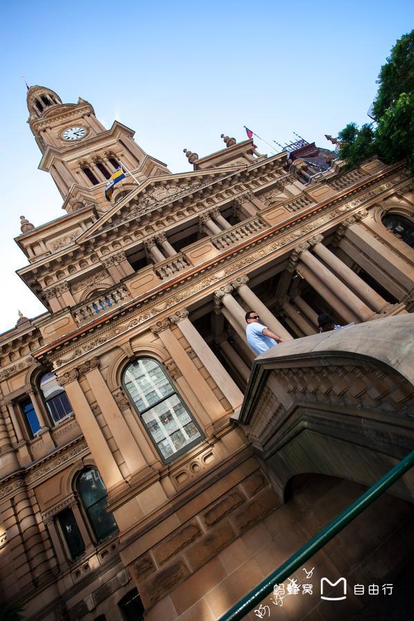  p>悉尼市政厅(sydney town hall)位于澳大利亚 a target="_blank"
