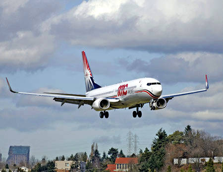 波音737-jt8d飞机