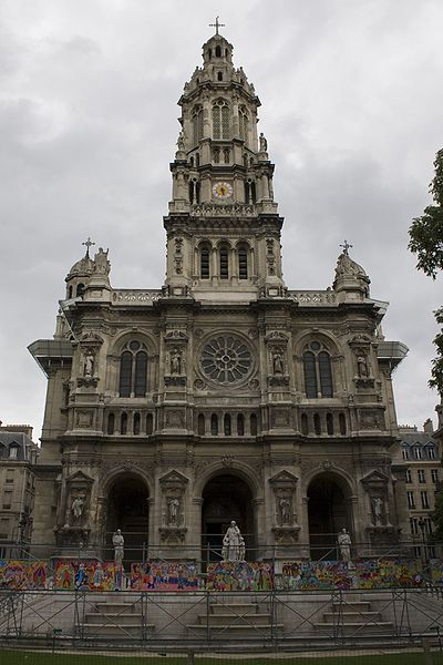 巴黎天主圣三教堂