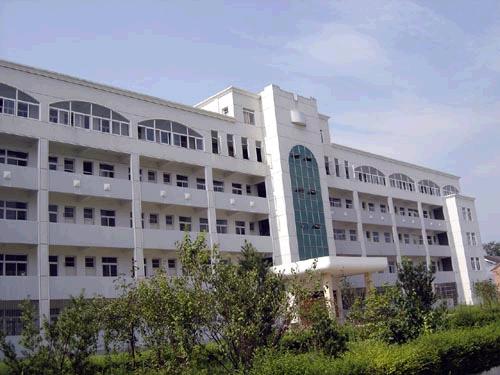 六安市徐集中学