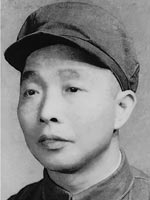  p>张阜民,1912年生,江西省瑞金县人.中共七大正式代表.