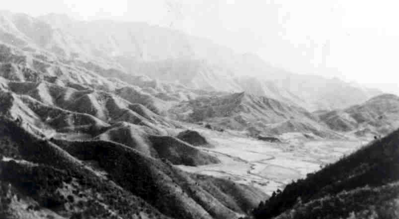  p>上甘岭战役,美方称为三角山战役(battle of triangle hill),是1952