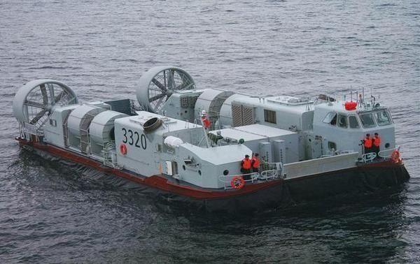 726a型气垫登陆艇
