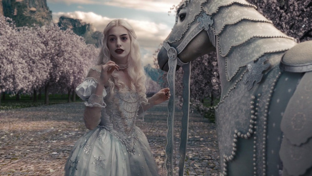 是迪士尼电影《 a href="#" data-lemmaid="2356379">爱丽丝梦游仙境 