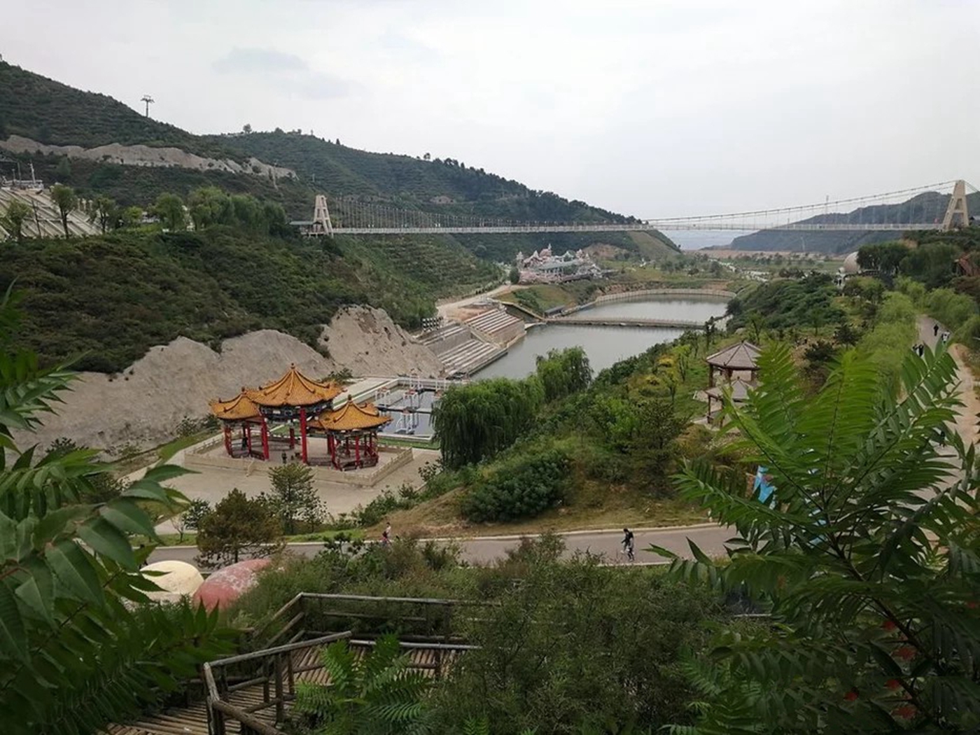 乌金山欢乐谷
