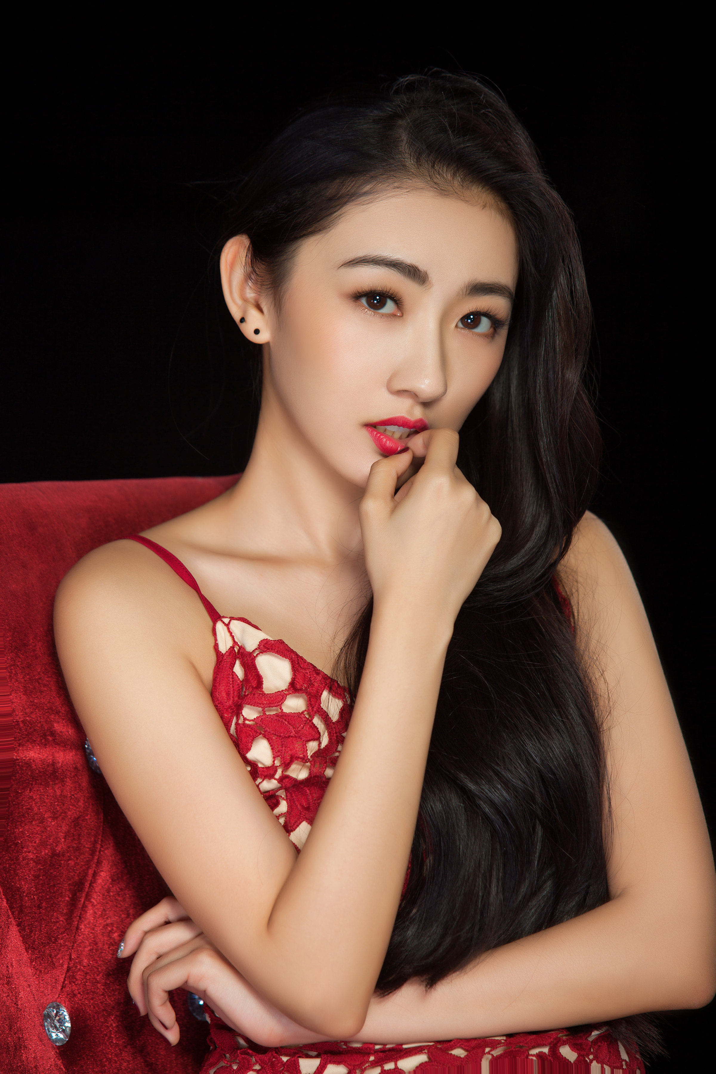  p>薛芊芊,1993年6月16日出生于北京市,毕业于中国传媒大学南广学院