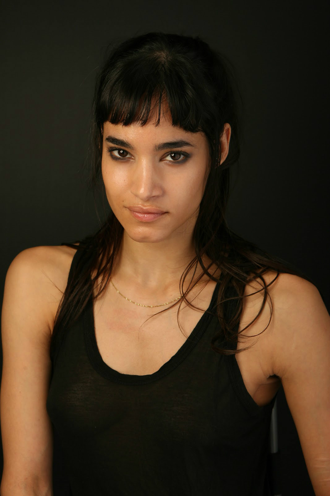  p data-id="gncp8xss7y">索菲亚·宝特拉(sofia boutella),1982年4月