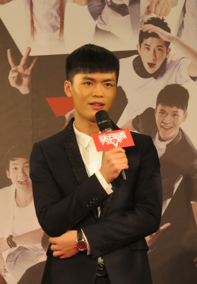  p>2014年1月20日下午,2013快乐男声宁桓宇,于湉,饶威3人提前来到厦门