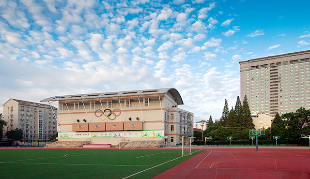  p>南京外国语学校(nanjing foreign language school),简称"南外"