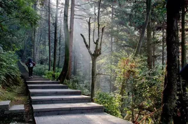 黎平南泉山生态体育公园