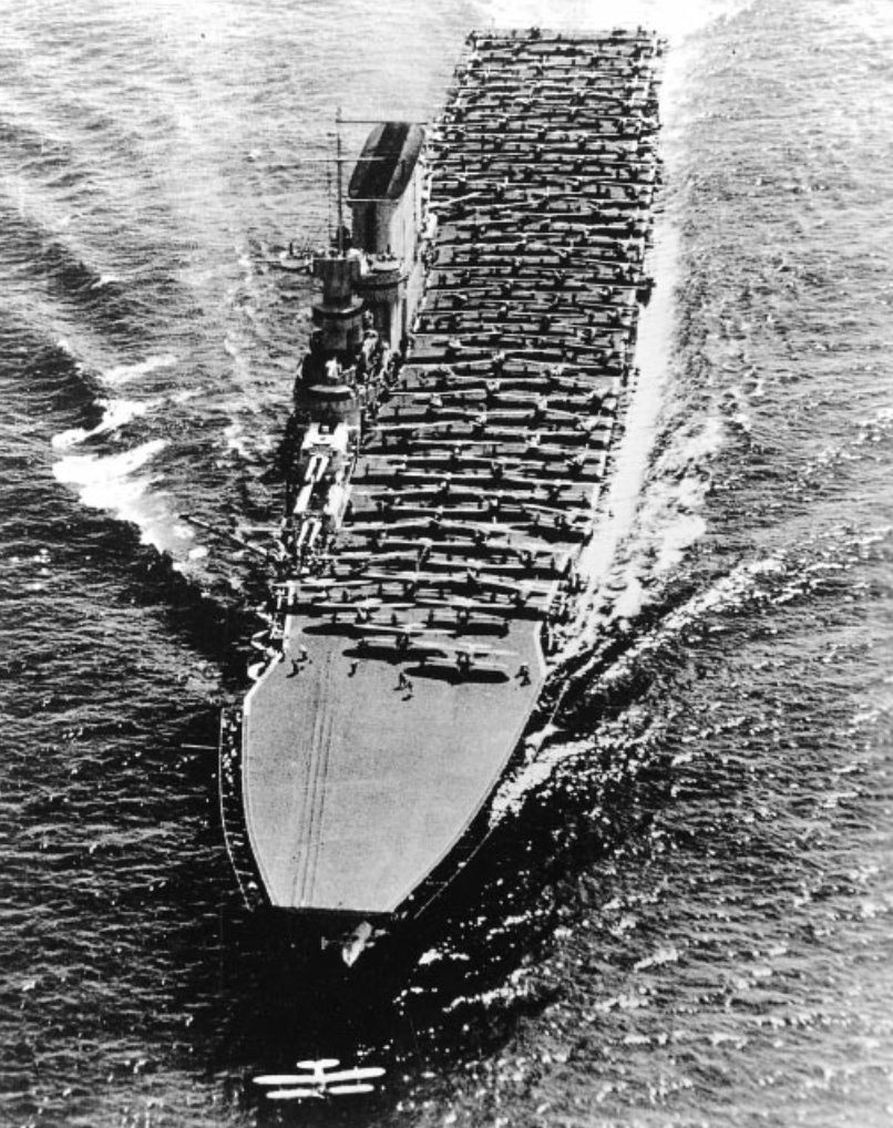  p>列克星敦级航空母舰(英文: b>lexington class aircraft carrier 