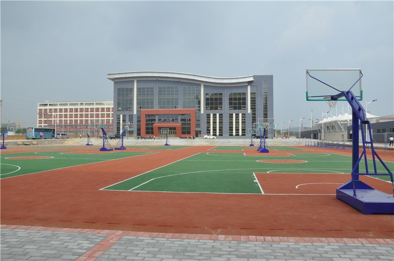 荣成市第二中学