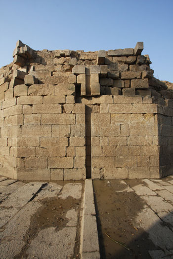 这十大考古新发现是:河南郑州老奶奶庙旧石器时代遗址,福建漳平奇和洞