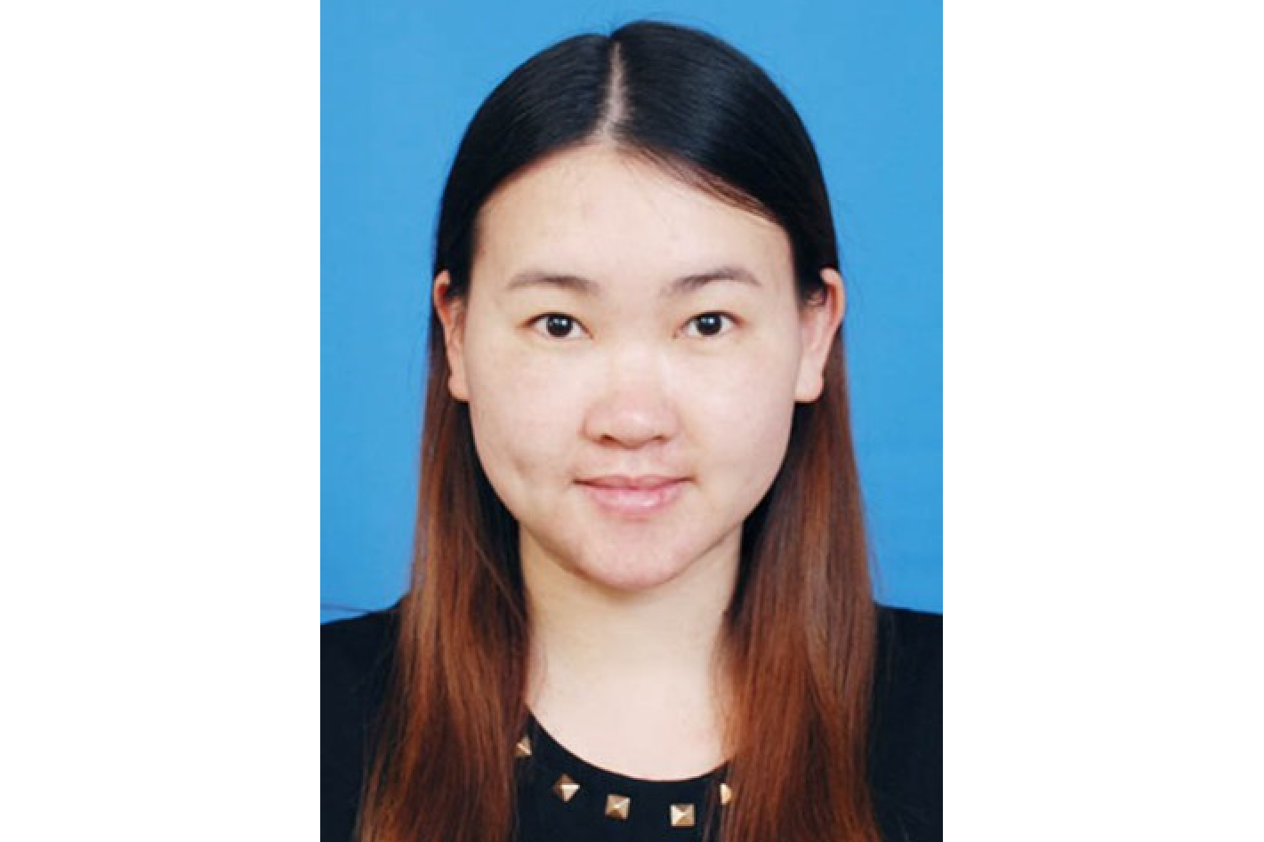  p>许琼娜,女, a target="_blank" href="/ite