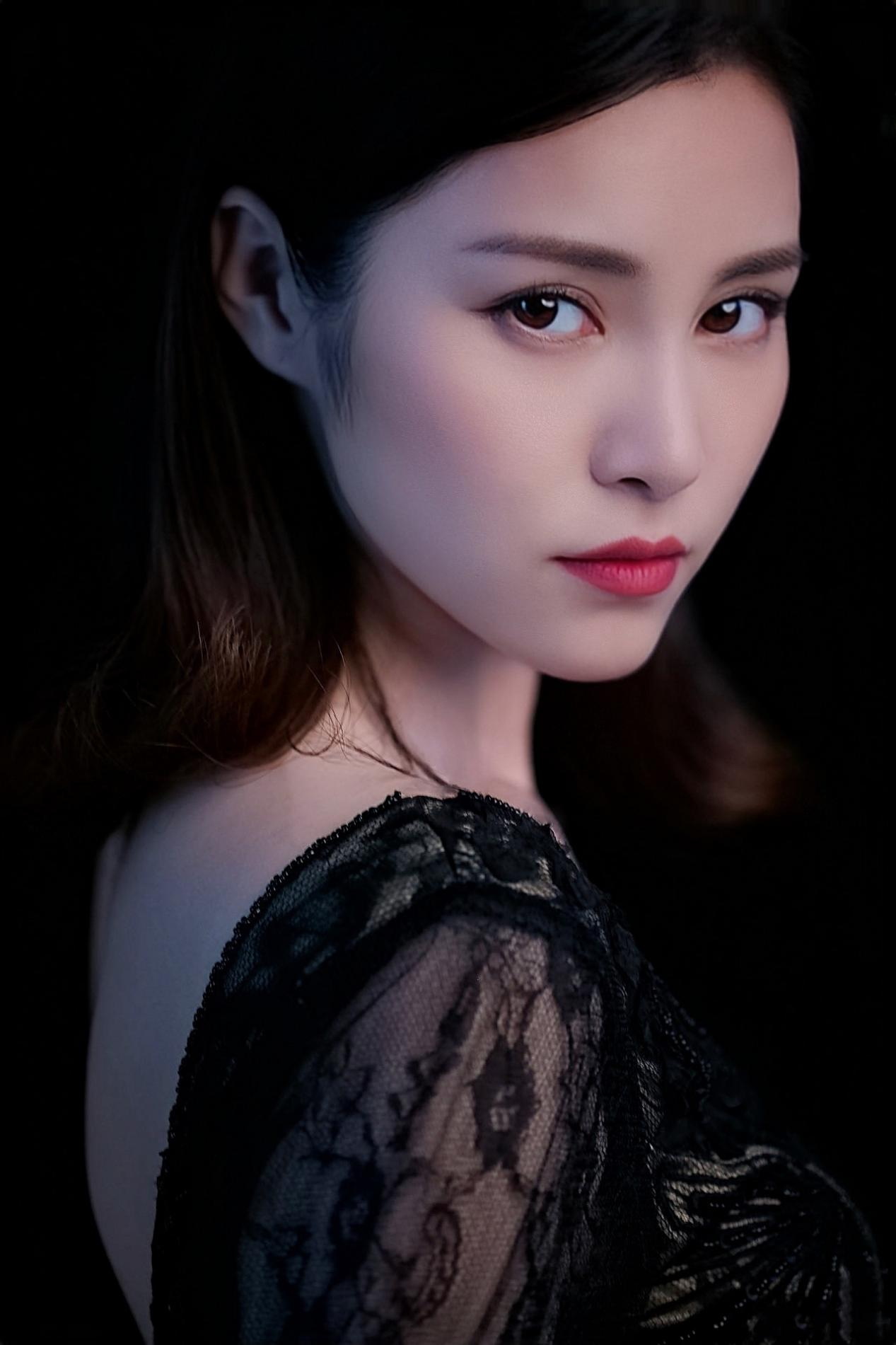  p data-id="go1atira87">田蕾希,出生于天津市,中国内地女演员,模特