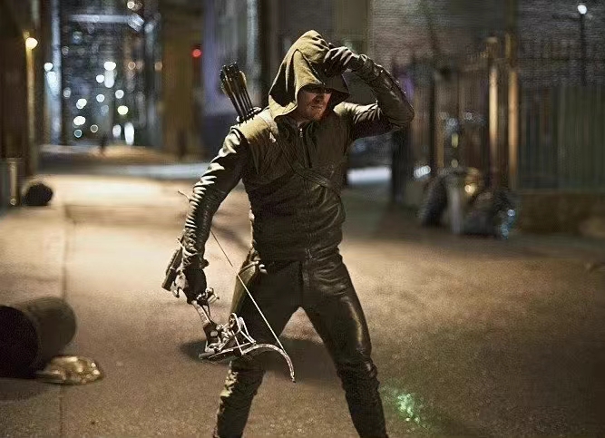  p data-id="gncqt5k3wp">奥利弗·奎恩(oliver queen)即 a target="