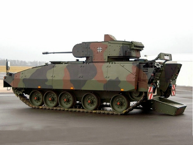 美洲狮步兵战车