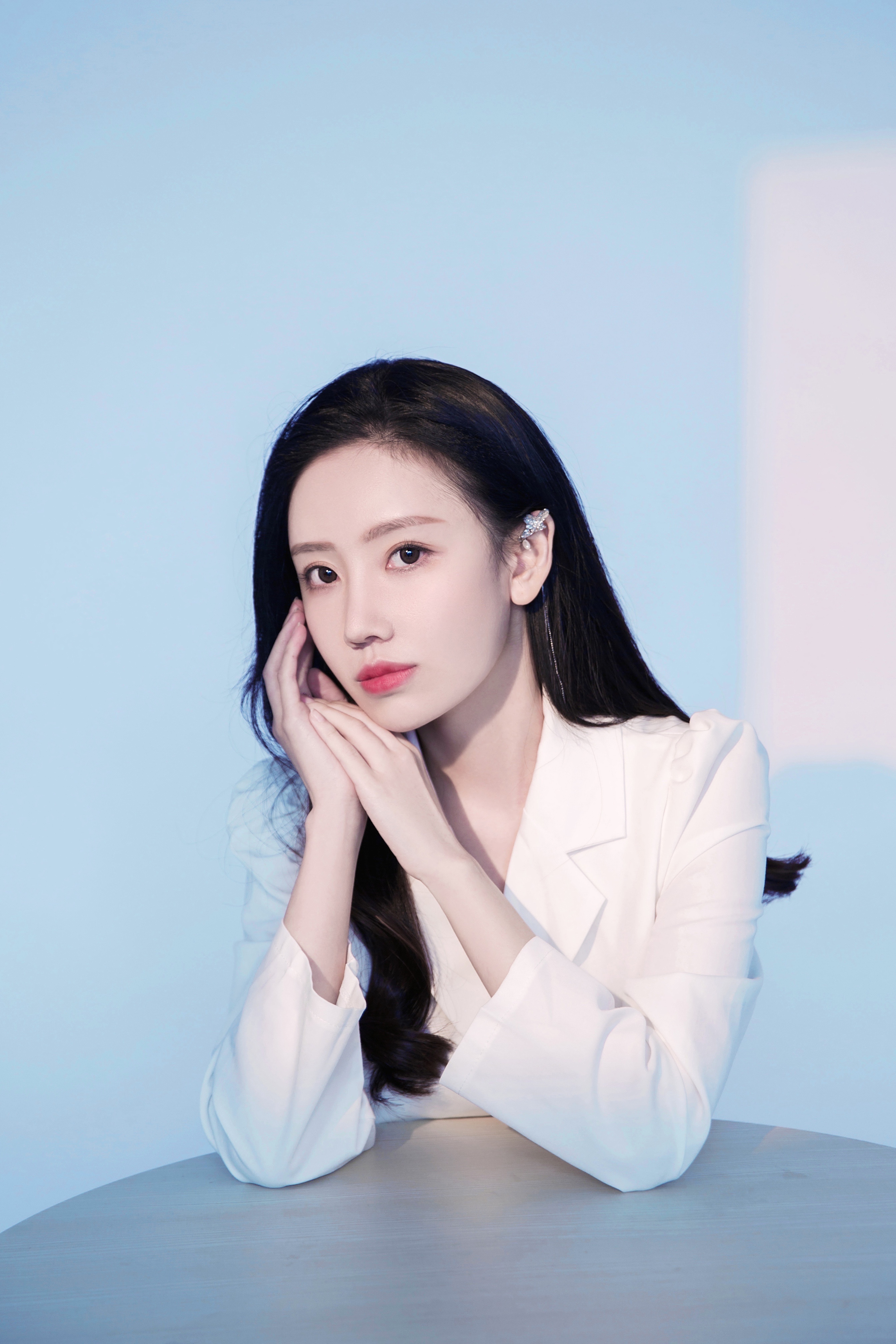 class="ref" data-ctrid="svj96u3apxjj">生于江苏连云港 /span> s