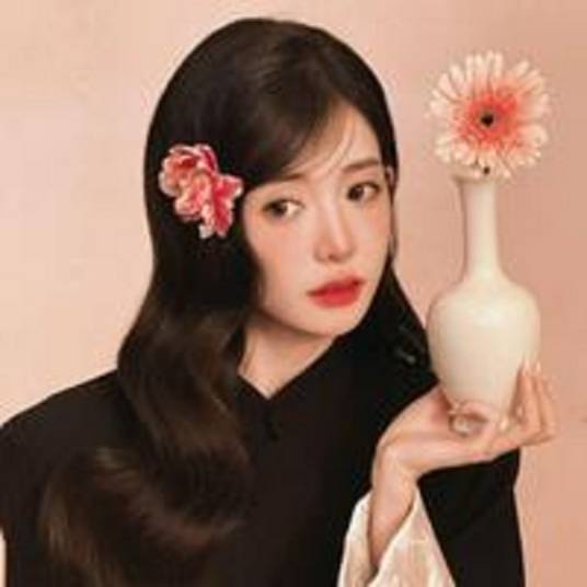 短剧演员刘姝妤头像