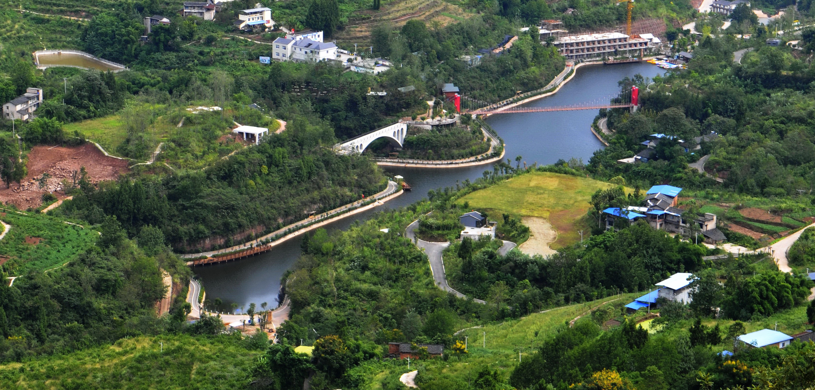  p>重庆万州三峡安澜谷,位于重庆市万州区长岭镇安