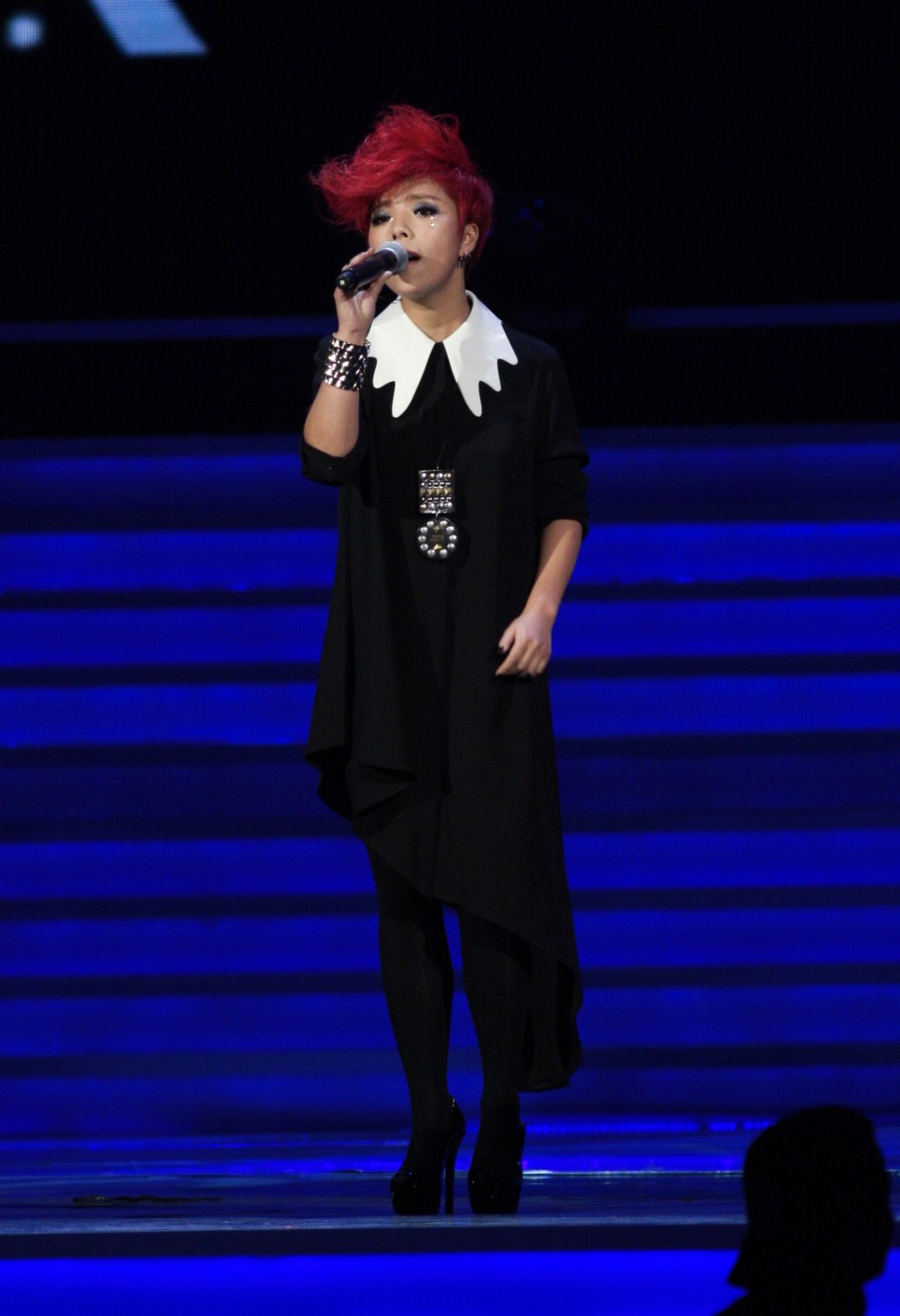  p>莫艳琳, a target="_blank" href="/item/湖北/173862" data-lemma