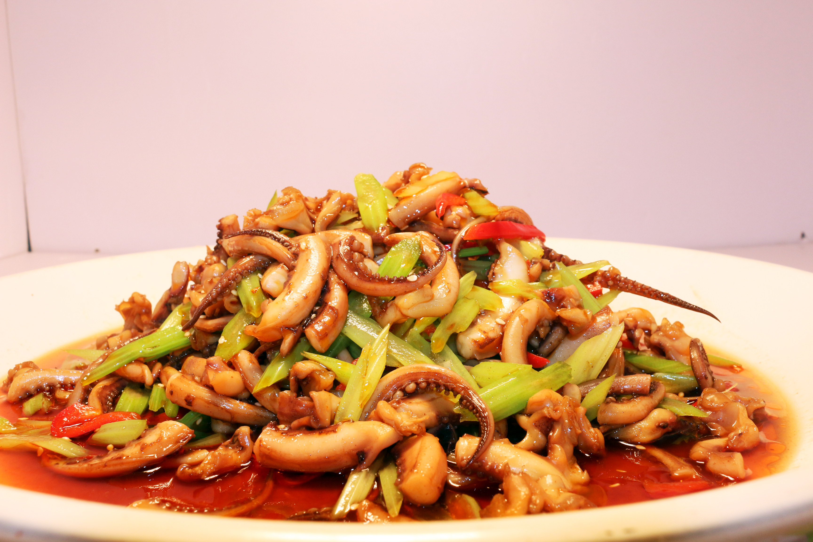 鱿鱼">鱿鱼 /a>1条, a target="_blank" href="/item/芹菜/7568"