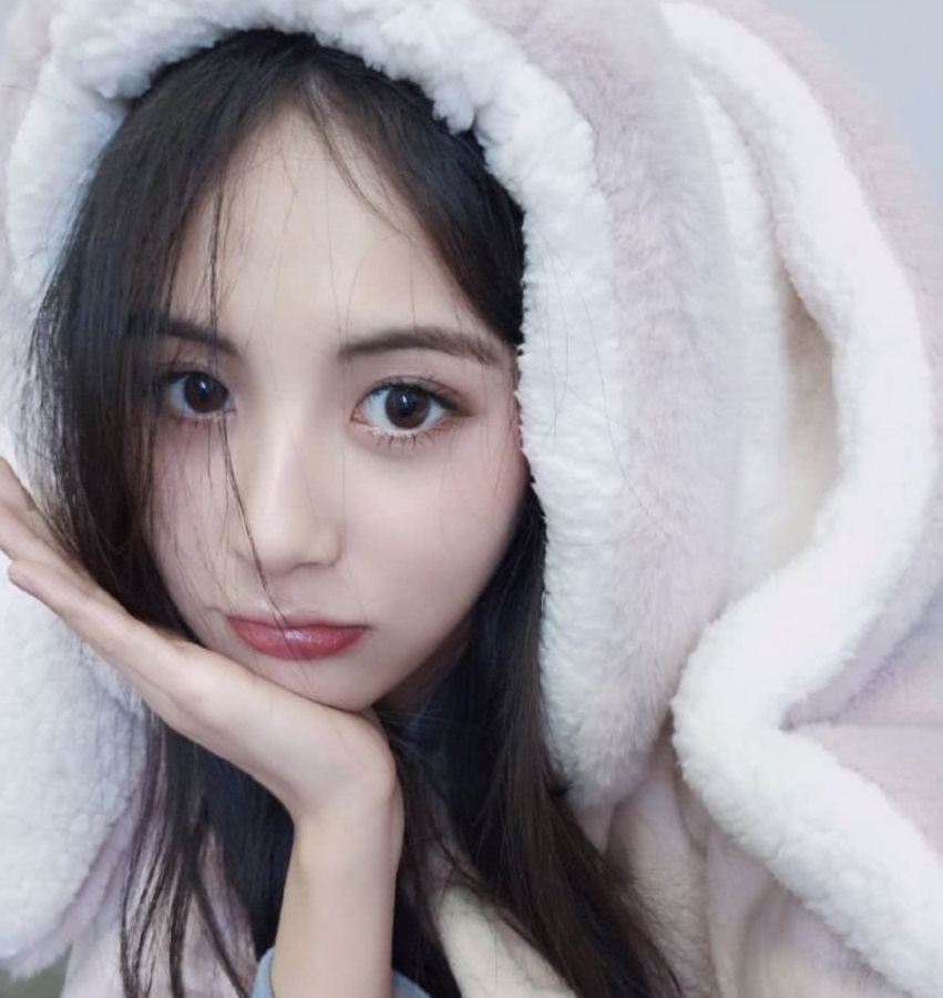  p data-id="go0950yw25">仇琳琳(网名:甜仇),1997年12月17日出生于