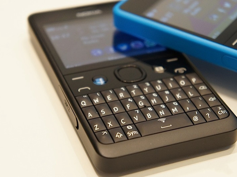 诺基亚asha 500(双卡版)