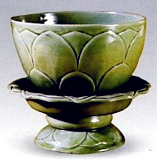  p>秘色瓷是中国传统制瓷工艺 a target="_blank" href="/item/越窑">