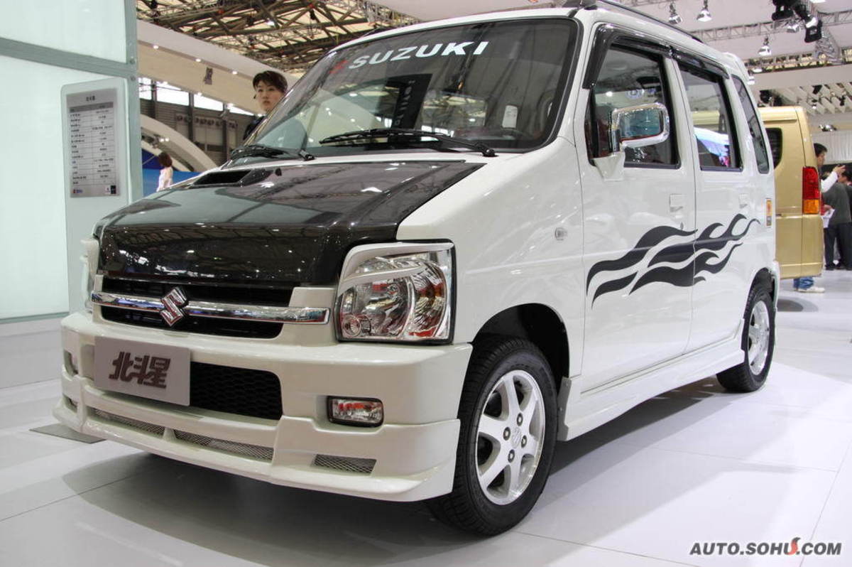  p>铃木北斗星是日本铃木公司推出的汽车品牌. /p>