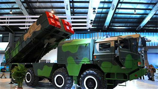 神鹰400制导火箭炮