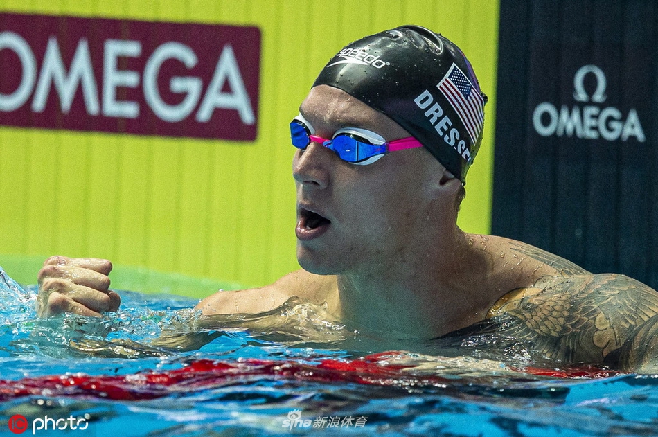  /b>,男,1996年8月16日出生于美国佛罗里达州绿湾温泉,美国游泳运动员