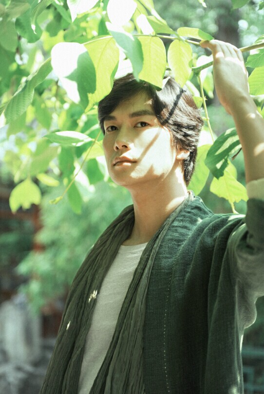 取自唐·林宽《歌风台》:"莫言马上得天下,自古英雄尽解诗.