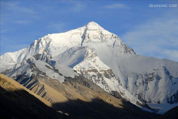 珠穆朗玛峰