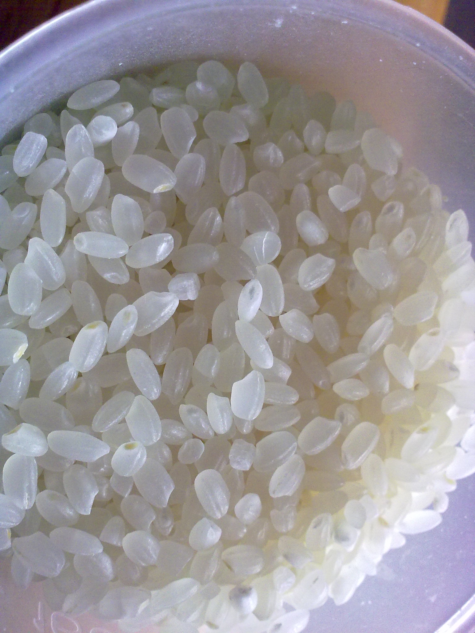  p>粳米泔,为淘洗粳米时第二次滤出之米泔水.