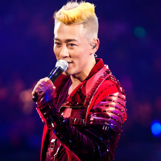  p>林峰,1979年12月8日生于福建厦门,中国香港影视男演员,流行乐歌手.