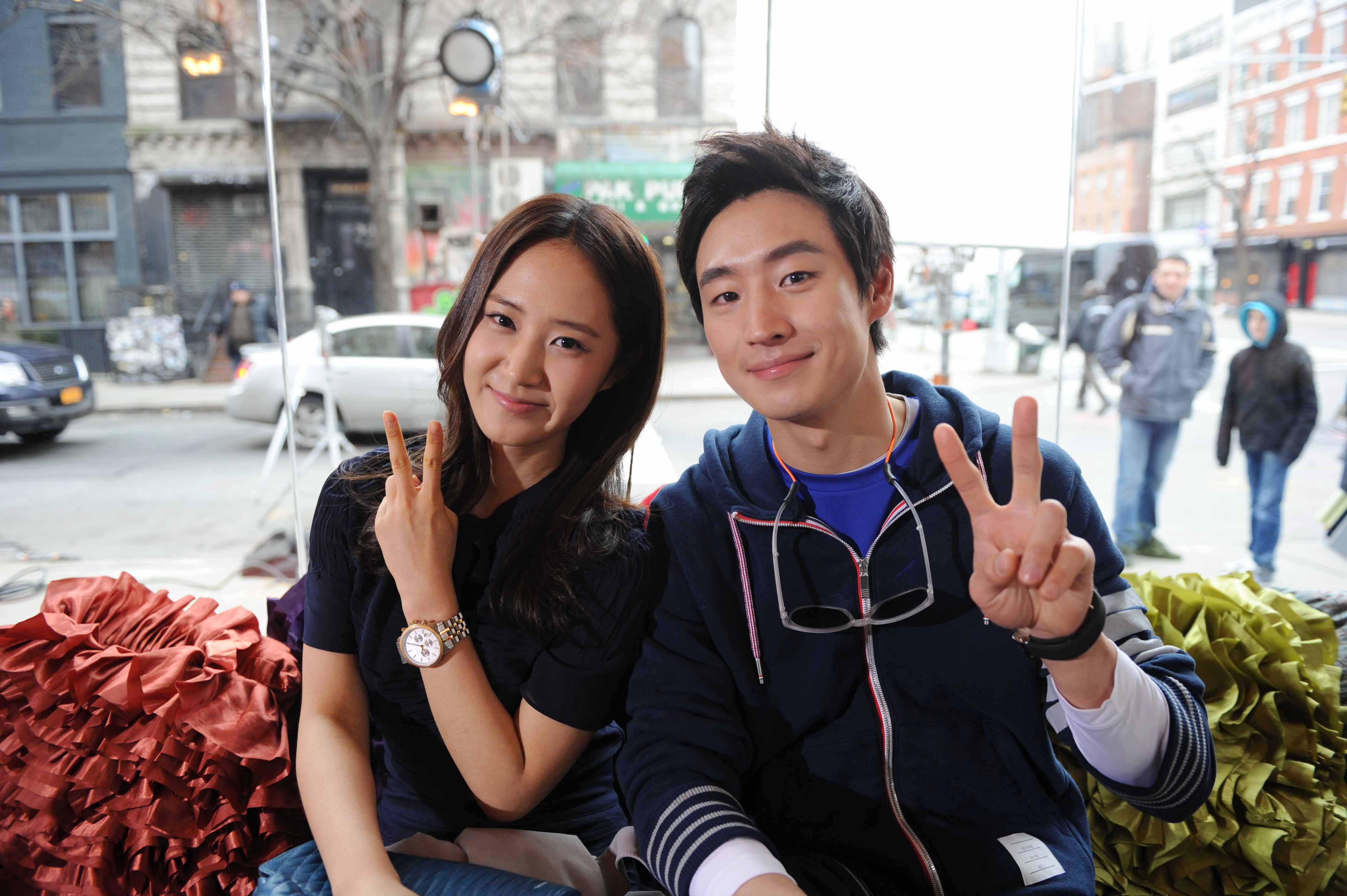  p>《时尚王》是韩国sbs电视台自2012年3月19日起制播的月火连续剧,由