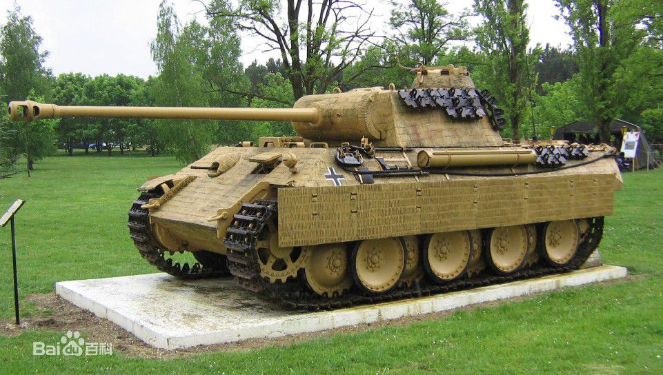 panzerkampfwagen v panther),是在1941年"巴巴罗萨"行动后,德国为
