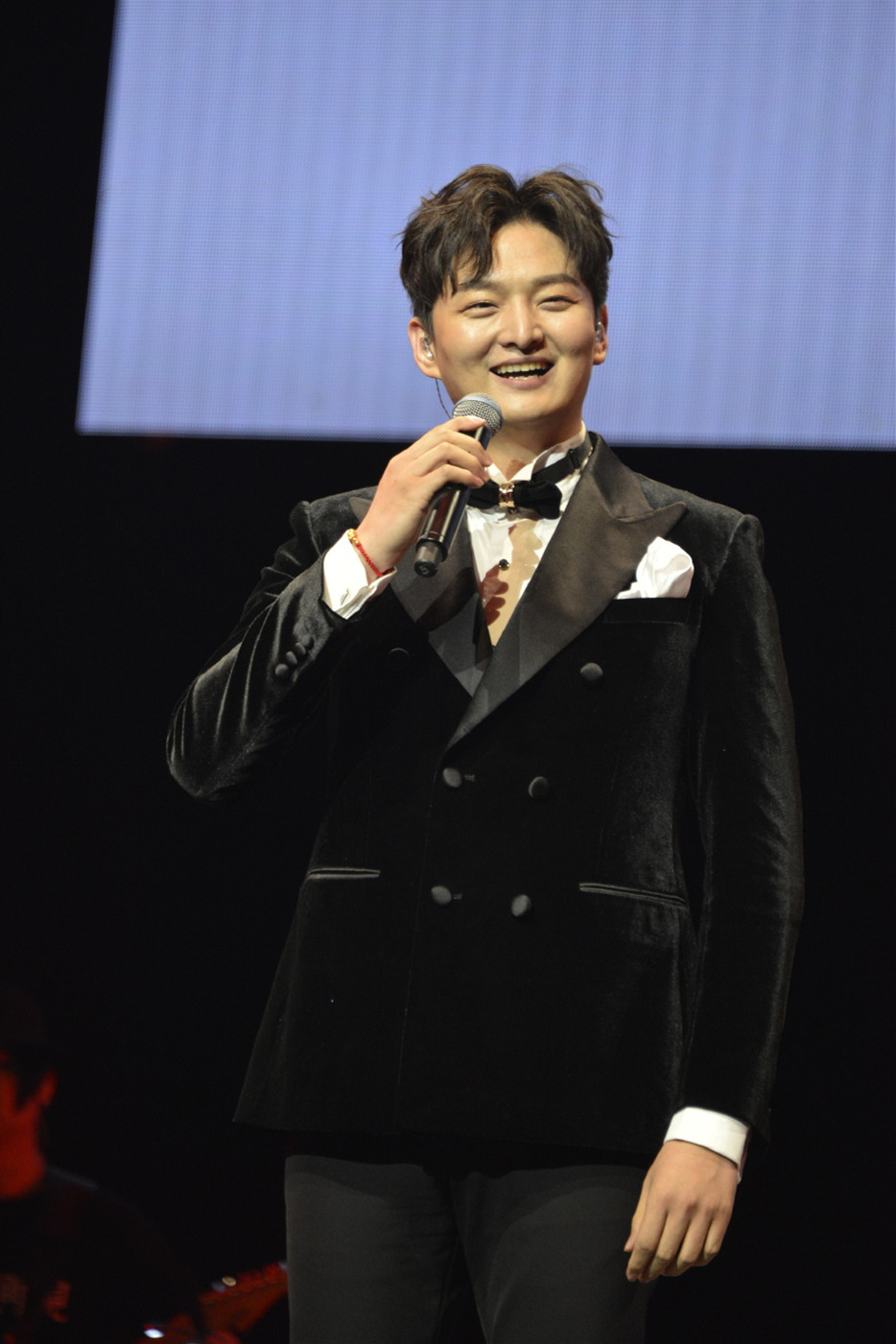 1983年2月21日出生于河北省,中国内地男高音歌手,歌剧演员,美声唱法