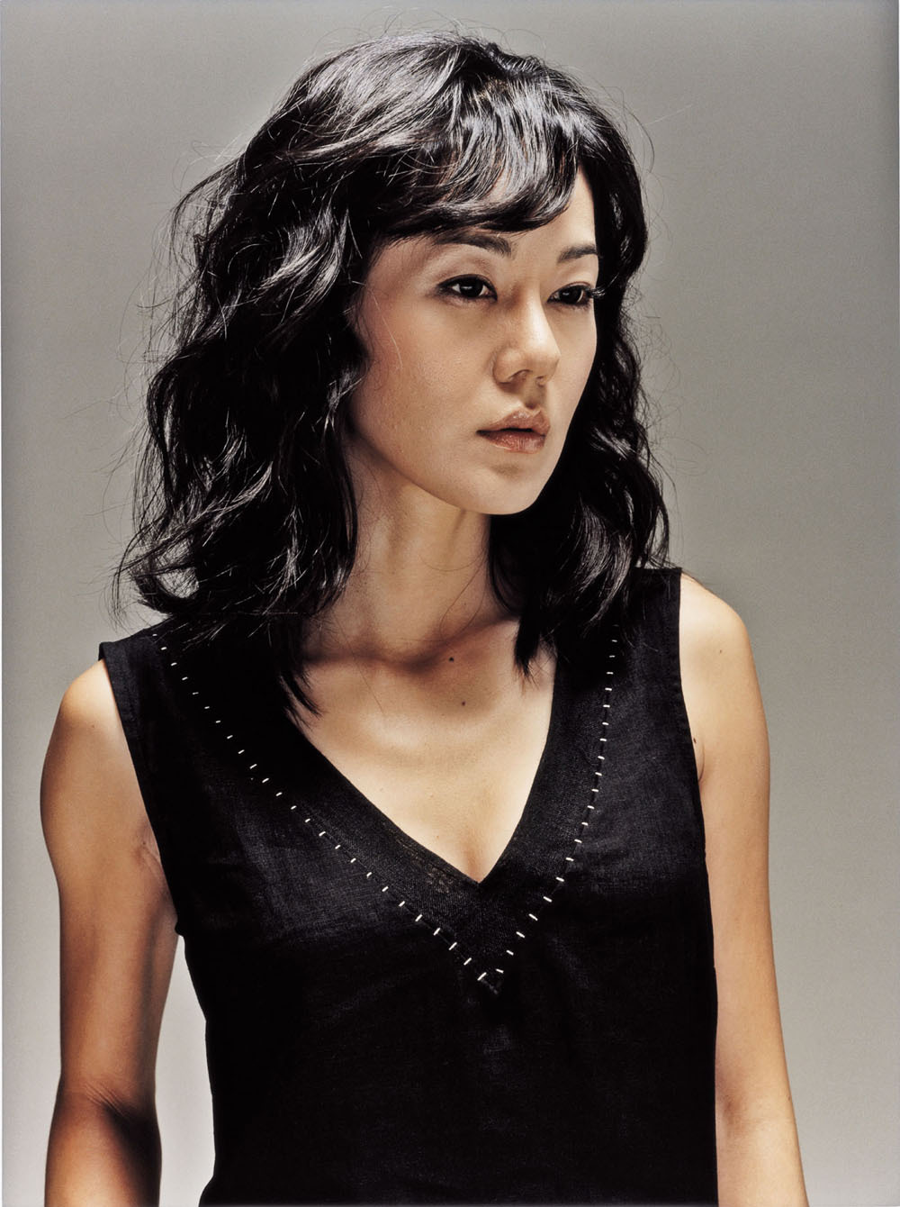  p>金允珍(         ),1973年11月7日出生于韩国首尔,韩裔美籍女演员.