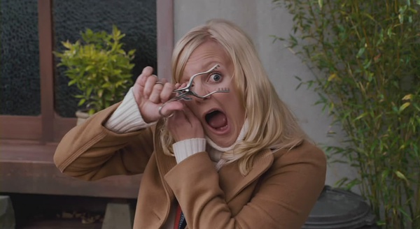  p>《惊声尖笑4》 i>(scary movie 4) /i>是由帝门影业制作公司发行的